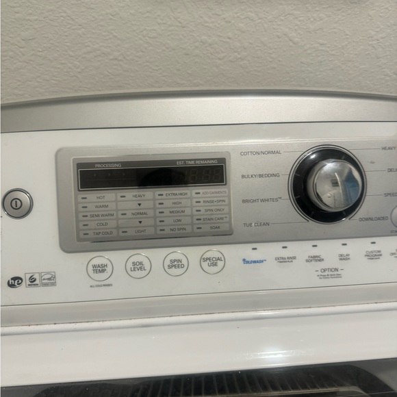 LG washer and dryer combo. Used great condition! - Picture 2 of 4